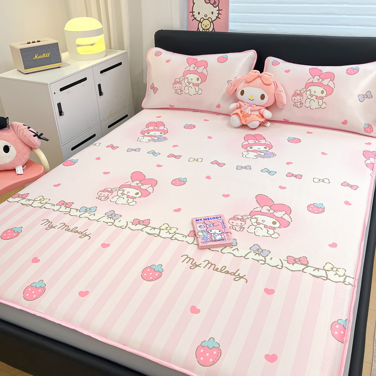 91家纺网 家纺一手货源 找家纺 暮思家居 2026新款三丽鸥正版授权数码印花A类可机洗1200D冰丝凉席三件套床笠款系列 床笠款-洋娃娃美乐蒂