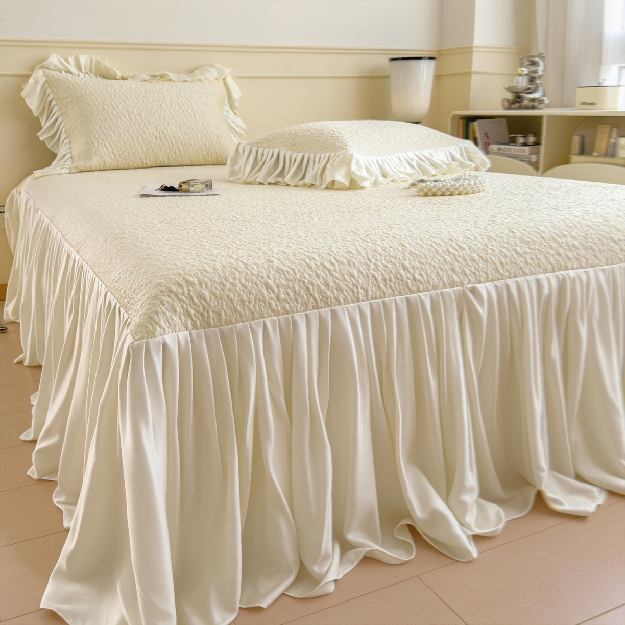 91家纺网 家纺一手货源 找家纺 （总）孩子王家纺 2026新款夏季凉感公主风冰豆豆花边凉席床裙款凉感值过0.21三件套可机洗冰丝空