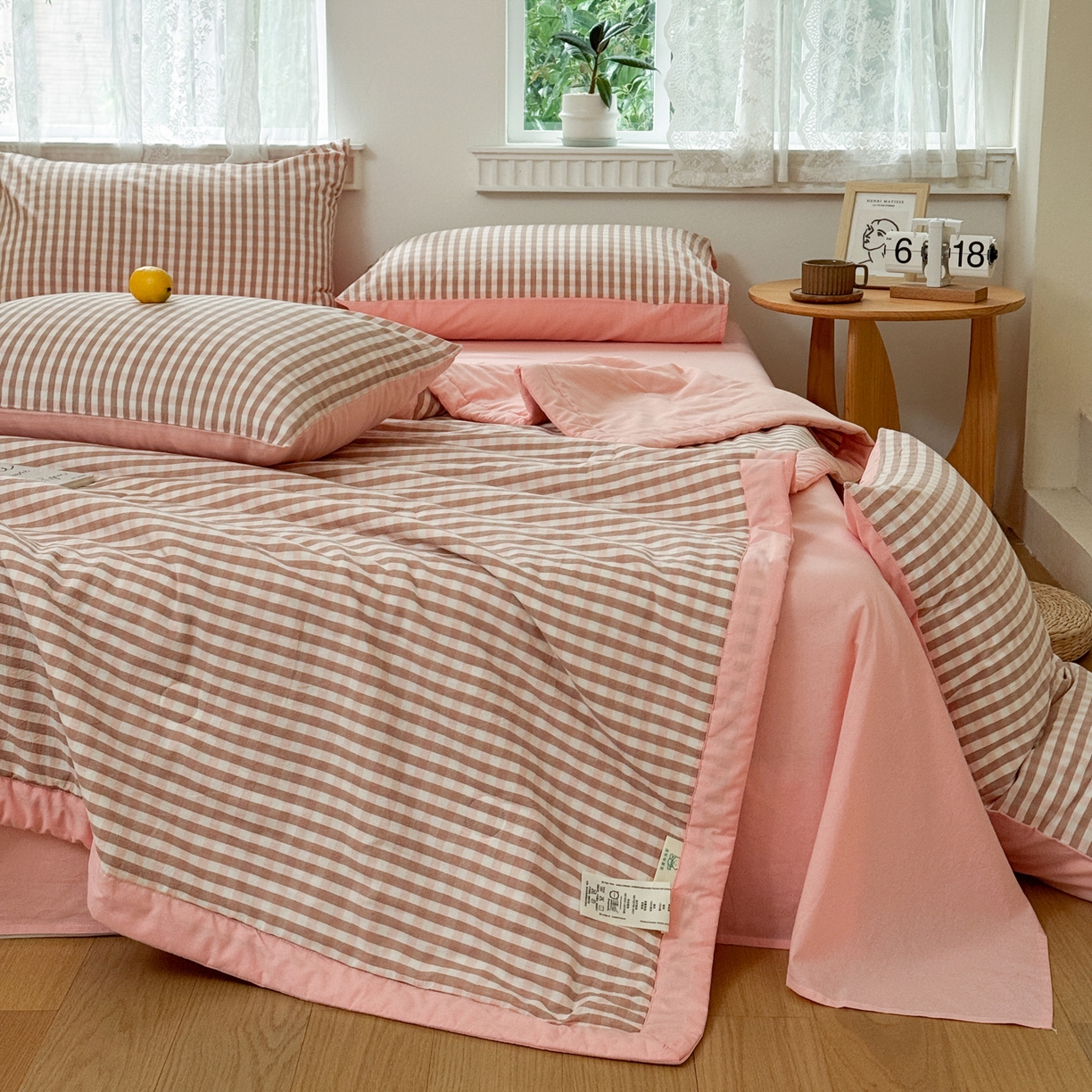 91家纺网 家纺一手货源 找家纺 雯雨家纺 2026新款A类全棉色织里外全棉夏被 粉小格