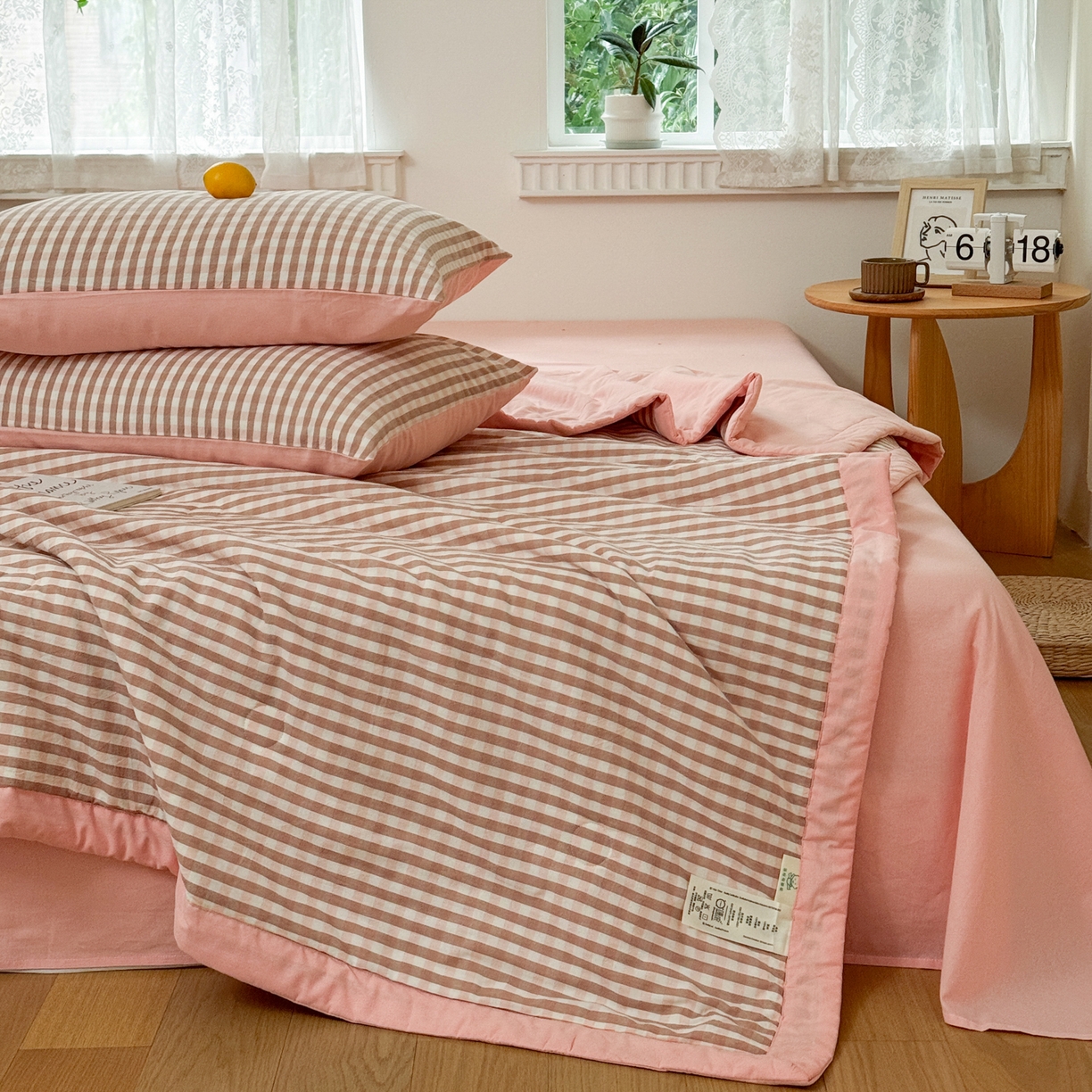 91家纺网 家纺一手货源 找家纺 雯雨家纺 2026新款A类全棉色织里外全棉夏被 粉小格