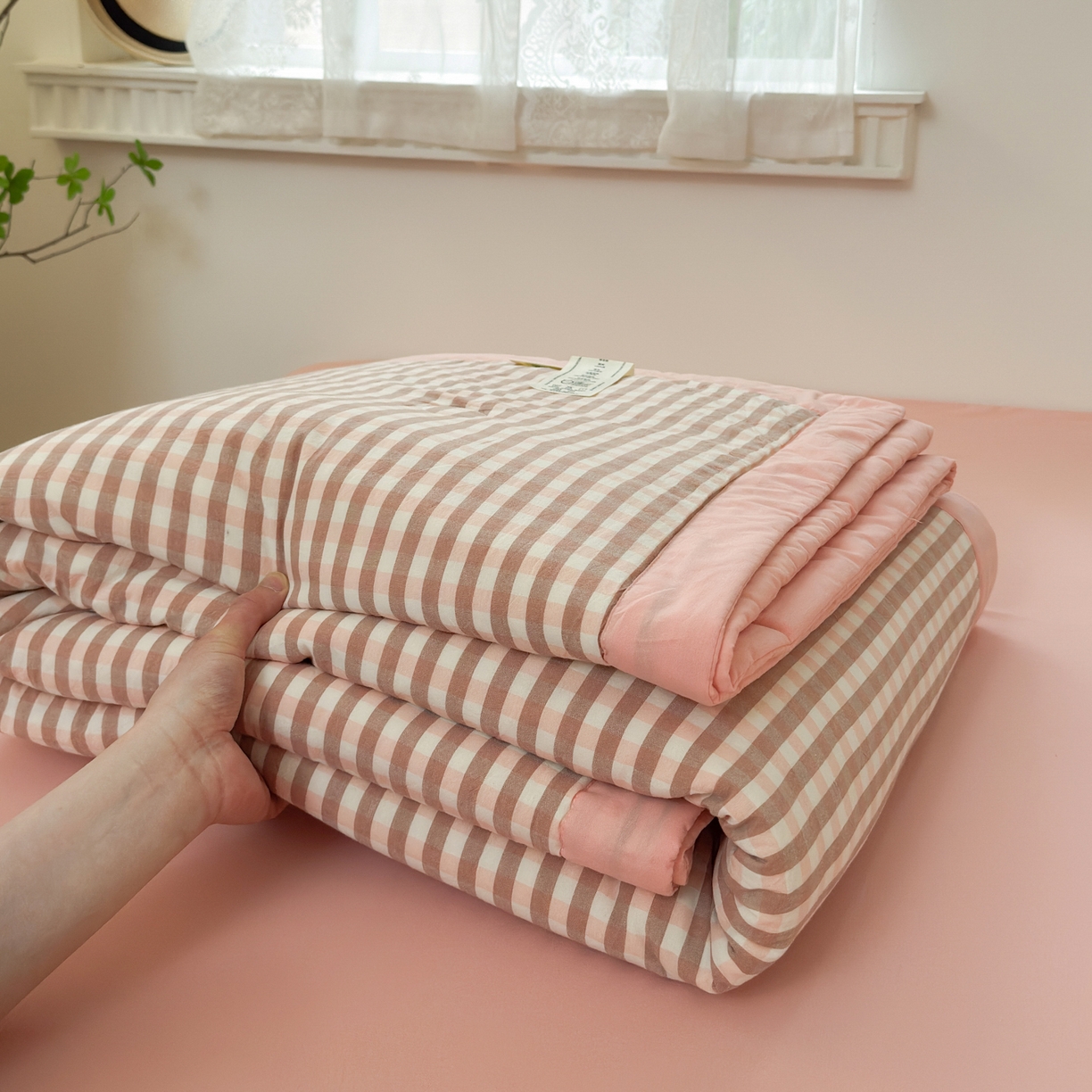 91家纺网 家纺一手货源 找家纺 雯雨家纺 2026新款A类全棉色织里外全棉夏被 粉小格