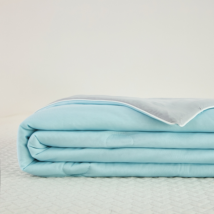 91家纺网 家纺一手货源 找家纺 美丽折家纺 2026新款A类氨纶凉感天丝夏被子被芯冰激凌夏被西瓜凉感丝 蓝拼灰