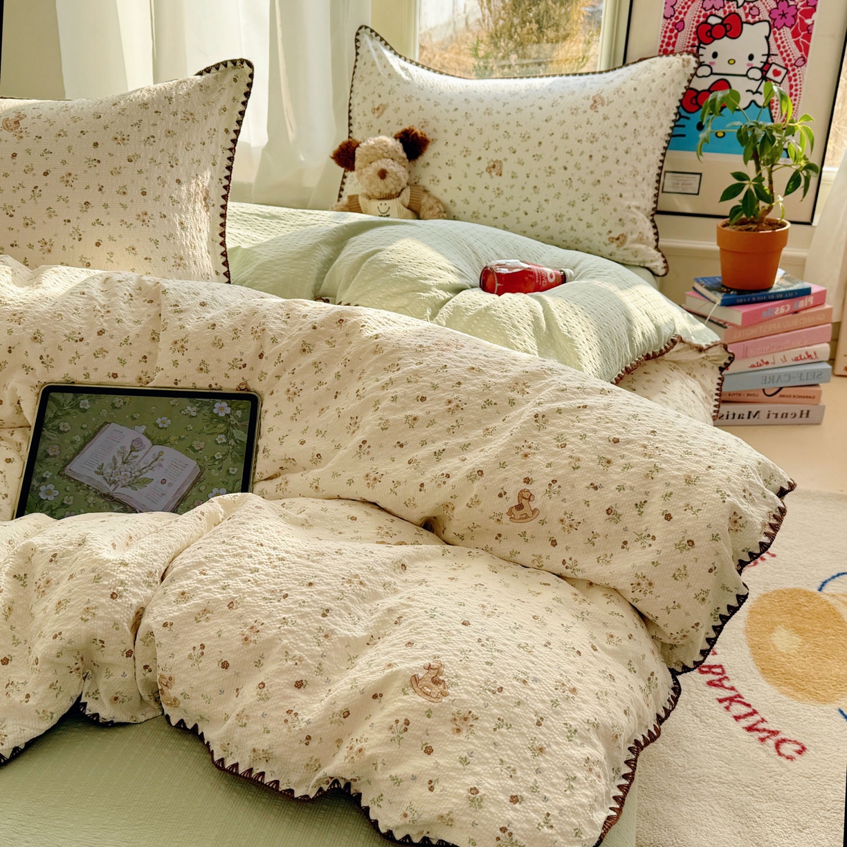 91家纺网 家纺一手货源 找家纺 玉海棠家纺 2026新款高品质A类泡芙纱甜栗贝壳边套件系列-小红书推荐（110g） 甜栗-木马小花团