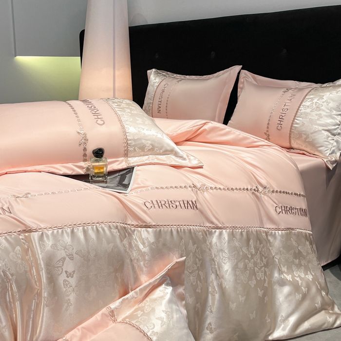 91家纺网 家纺一手货源 找家纺 （总）金牛座家纺 2026新款亮丝细斜纹贡缎提花重工刺绣四件套床盖四件套-醉蝶