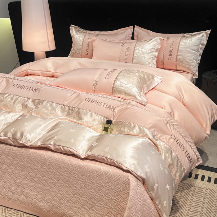 91家纺网 家纺一手货源 找家纺 金牛座家纺 2026新款亮丝细斜纹贡缎提花重工刺绣四件套床盖四件套-醉蝶 醉蝶-浅粉