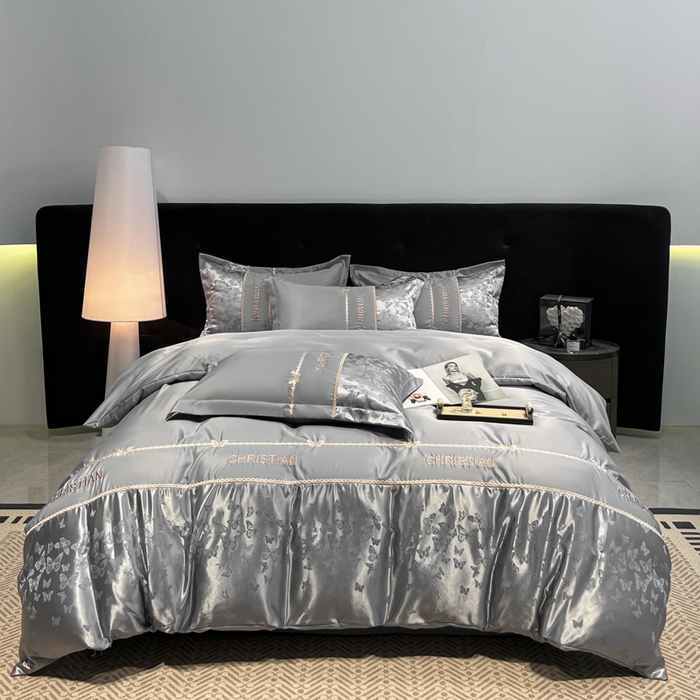 91家纺网 家纺一手货源 找家纺 金牛座家纺 2026新款亮丝细斜纹贡缎提花重工刺绣四件套床盖四件套-醉蝶 醉蝶-高级灰