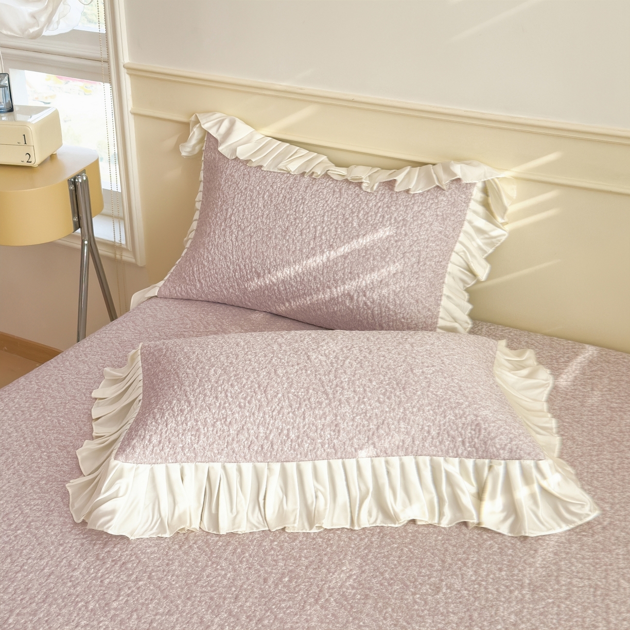 91家纺网 家纺一手货源 找家纺 孩子王家纺 2026新款夏季凉感公主风冰豆豆花边凉席床裙款凉感值过0.21三件套可机洗冰丝空 豆豆物语-流连紫