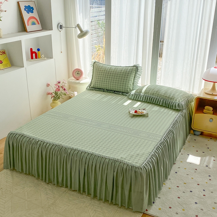 91家纺网 家纺一手货源 找家纺 七里香 2026新款千鸟阁凉豆豆3D冰豆豆床裙款凉席三件套 华夫格-果绿