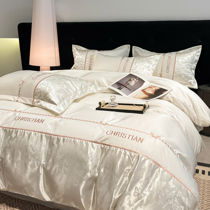 91家纺网 家纺一手货源 找家纺 金牛座家纺 2026新款亮丝细斜纹贡缎提花重工刺绣四件套床盖四件套-醉蝶 醉蝶-奶白