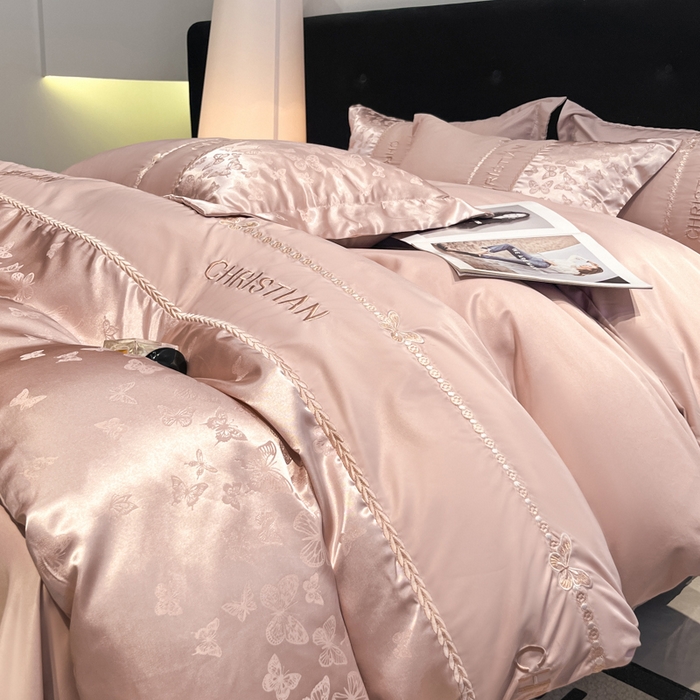 91家纺网 家纺一手货源 找家纺 金牛座家纺 2026新款亮丝细斜纹贡缎提花重工刺绣四件套床盖四件套-醉蝶 醉蝶-浅豆沙