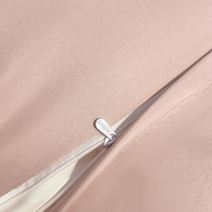 91家纺网 家纺一手货源 找家纺 金牛座家纺 2026新款亮丝细斜纹贡缎提花重工刺绣四件套床盖四件套-醉蝶 醉蝶-浅豆沙