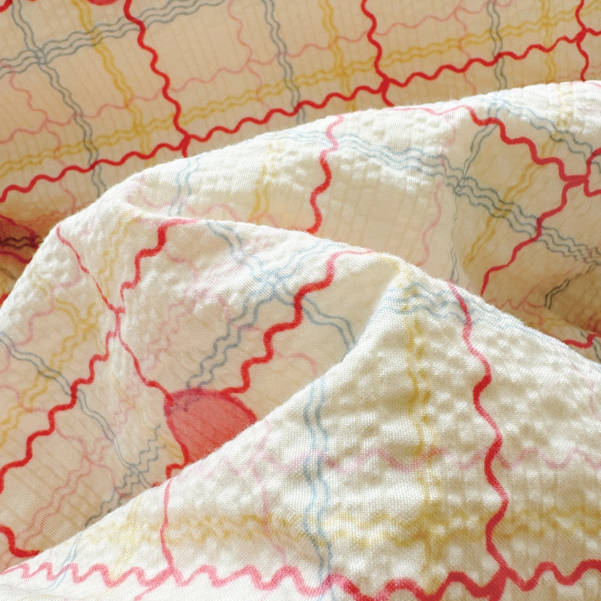 91家纺网 家纺一手货源 找家纺 玉海棠家纺 2026新款高品质A类泡芙纱甜栗贝壳边套件系列-小红书推荐（110g） 甜栗-格格心