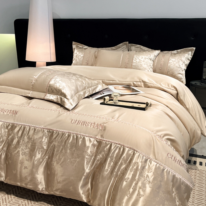 91家纺网 家纺一手货源 找家纺 金牛座家纺 2026新款亮丝细斜纹贡缎提花重工刺绣四件套床盖四件套-醉蝶 醉蝶-香槟