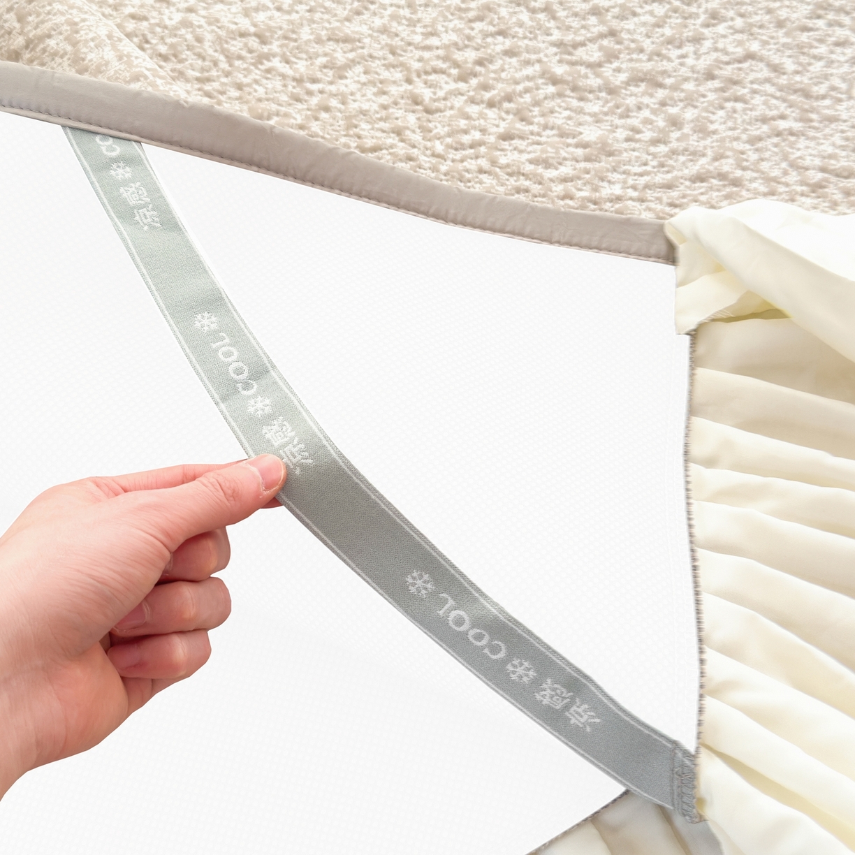 91家纺网 家纺一手货源 找家纺 孩子王家纺 2026新款夏季凉感公主风冰豆豆花边凉席床裙款凉感值过0.21三件套可机洗冰丝空 豆豆物语-奶咖