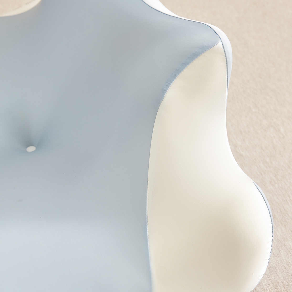 91家纺网 家纺一手货源 找家纺 珍贝家纺 2026新款跨境出口外贸记忆棉多功能慢回弹趴枕睡眠趴睡枕头枕芯 午睡趴枕-天空蓝