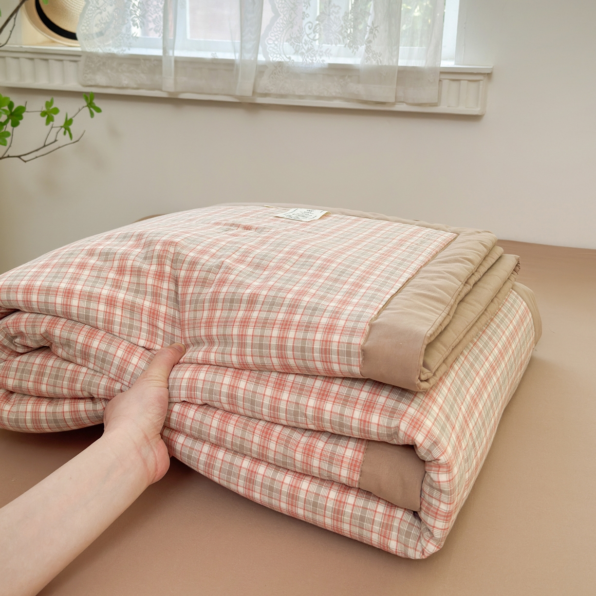 91家纺网 家纺一手货源 找家纺 雯雨家纺 2026新款A类全棉色织里外全棉夏被 米粒粉