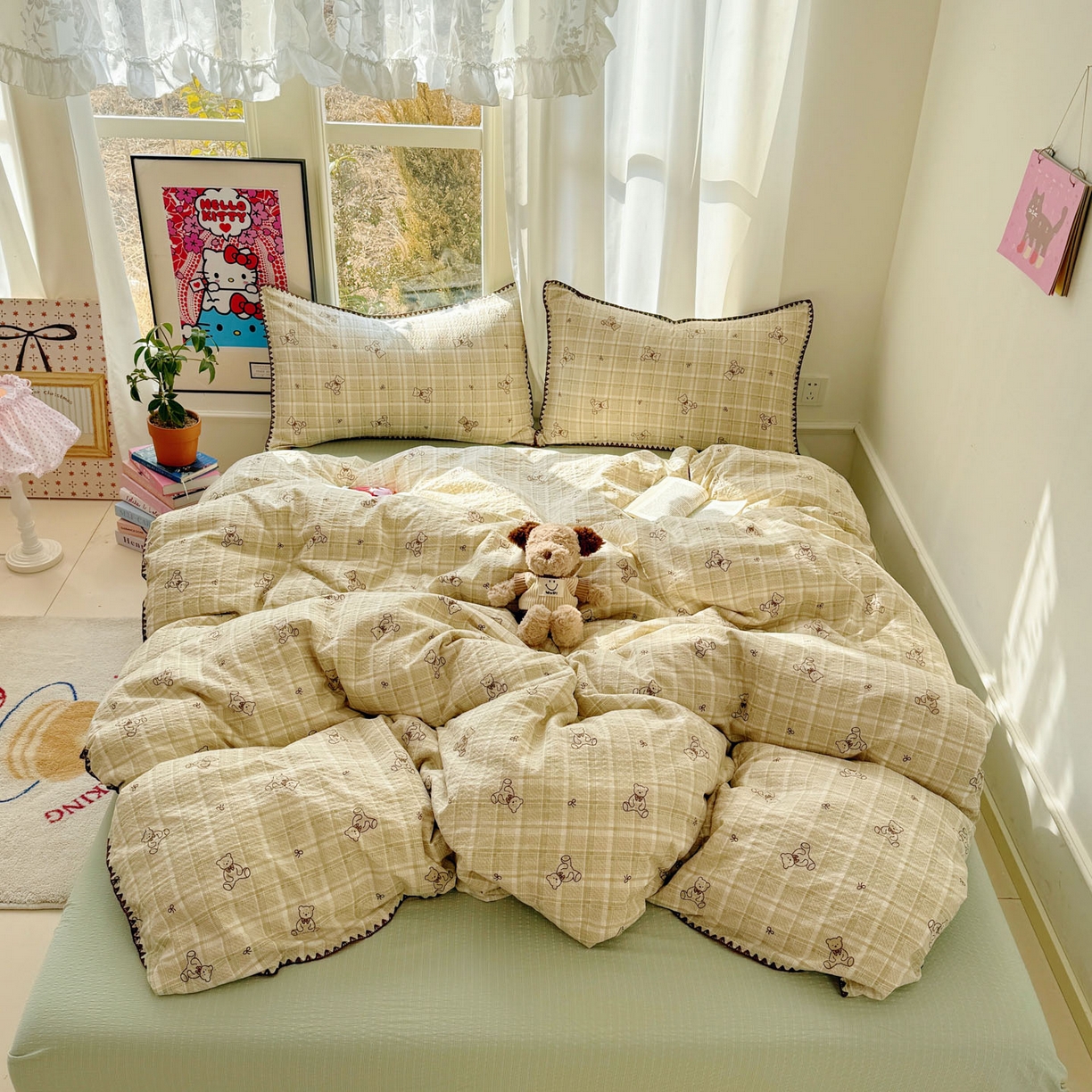 91家纺网 家纺一手货源 找家纺 玉海棠家纺 2026新款高品质A类泡芙纱甜栗贝壳边套件系列-小红书推荐（110g） 甜栗-青棕格纹熊