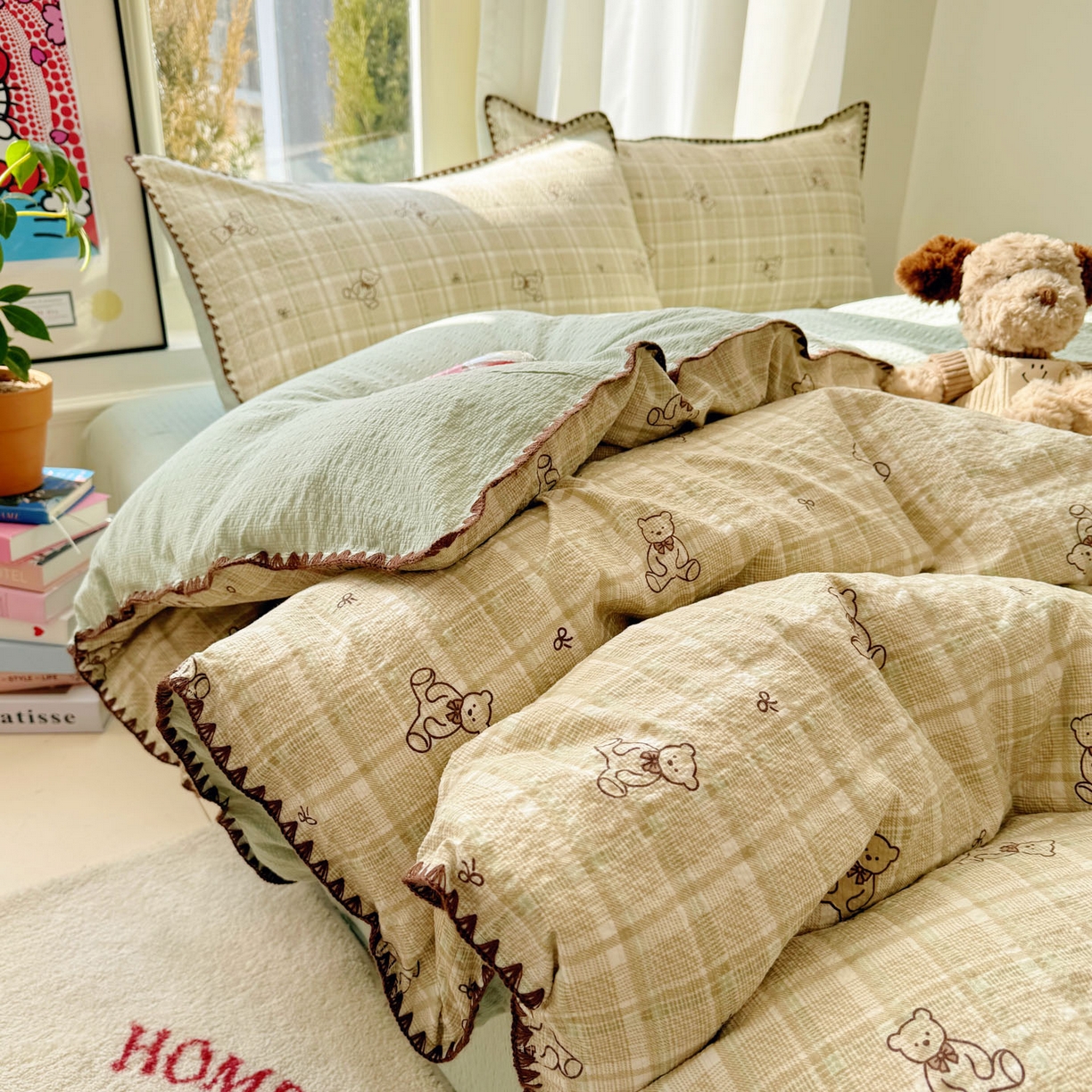 91家纺网 家纺一手货源 找家纺 玉海棠家纺 2026新款高品质A类泡芙纱甜栗贝壳边套件系列-小红书推荐（110g） 甜栗-青棕格纹熊