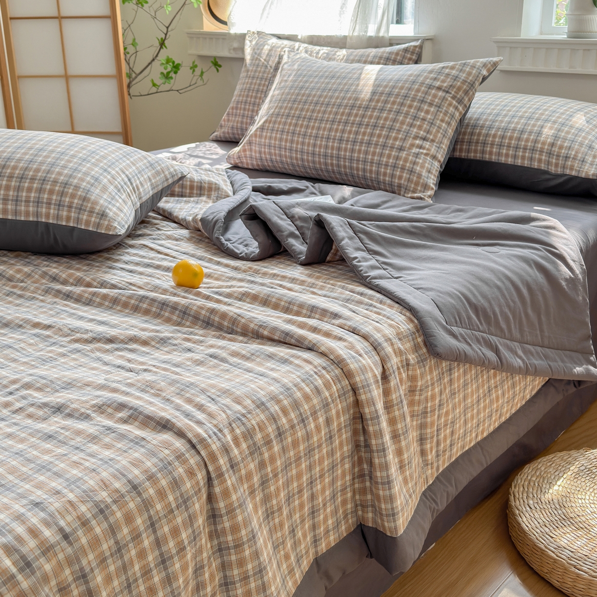 91家纺网 家纺一手货源 找家纺 雯雨家纺 2026新款A类全棉色织里外全棉夏被 米粒咖