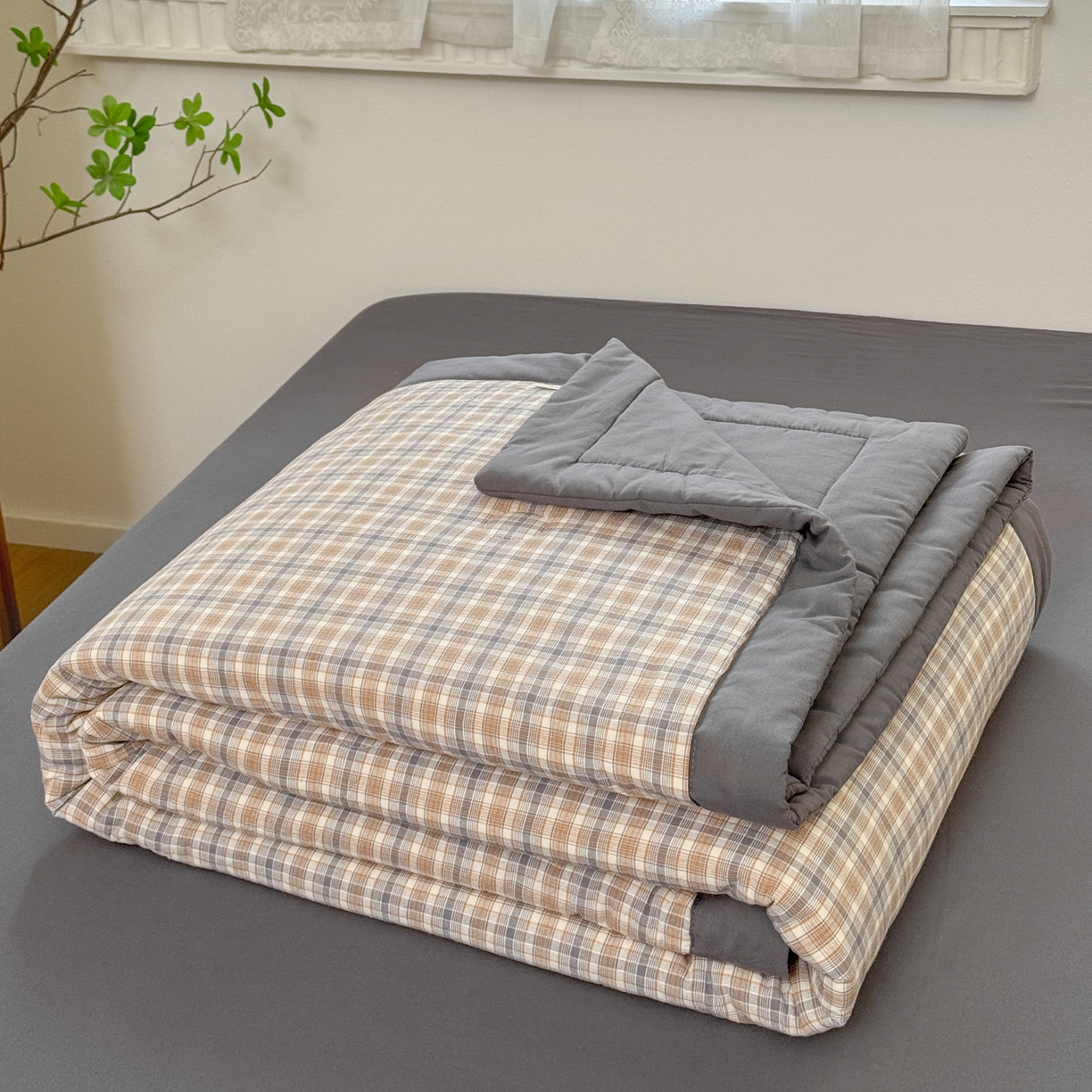 91家纺网 家纺一手货源 找家纺 雯雨家纺 2026新款A类全棉色织里外全棉夏被 米粒咖