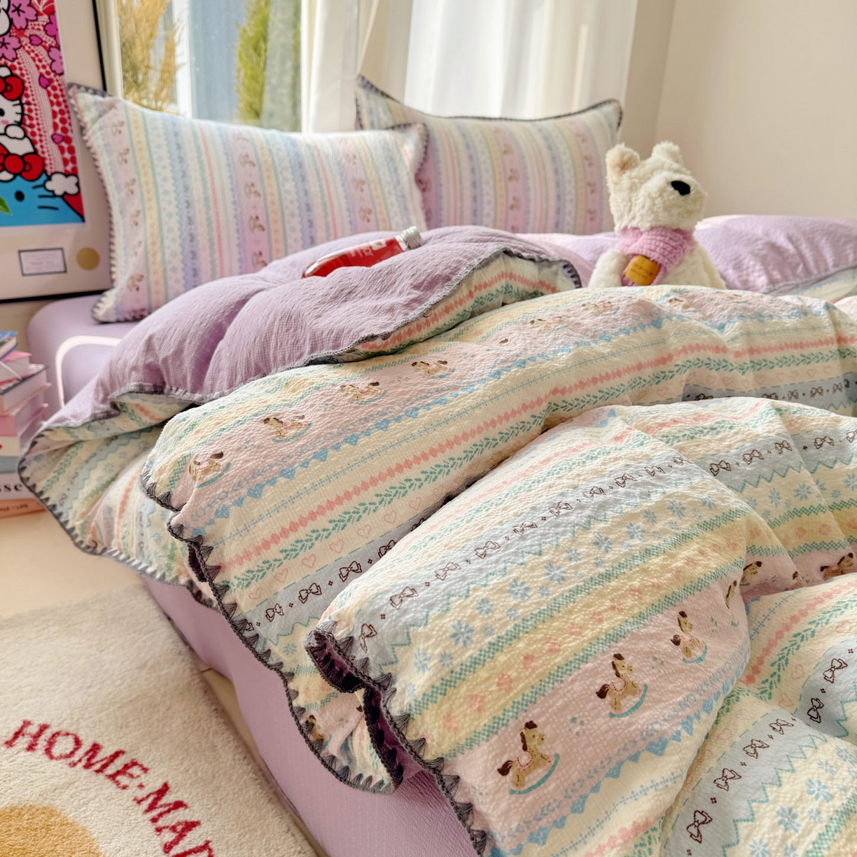 91家纺网 家纺一手货源 找家纺 玉海棠家纺 2026新款高品质A类泡芙纱甜栗贝壳边套件系列-小红书推荐（110g） 甜栗-甜心木马卷