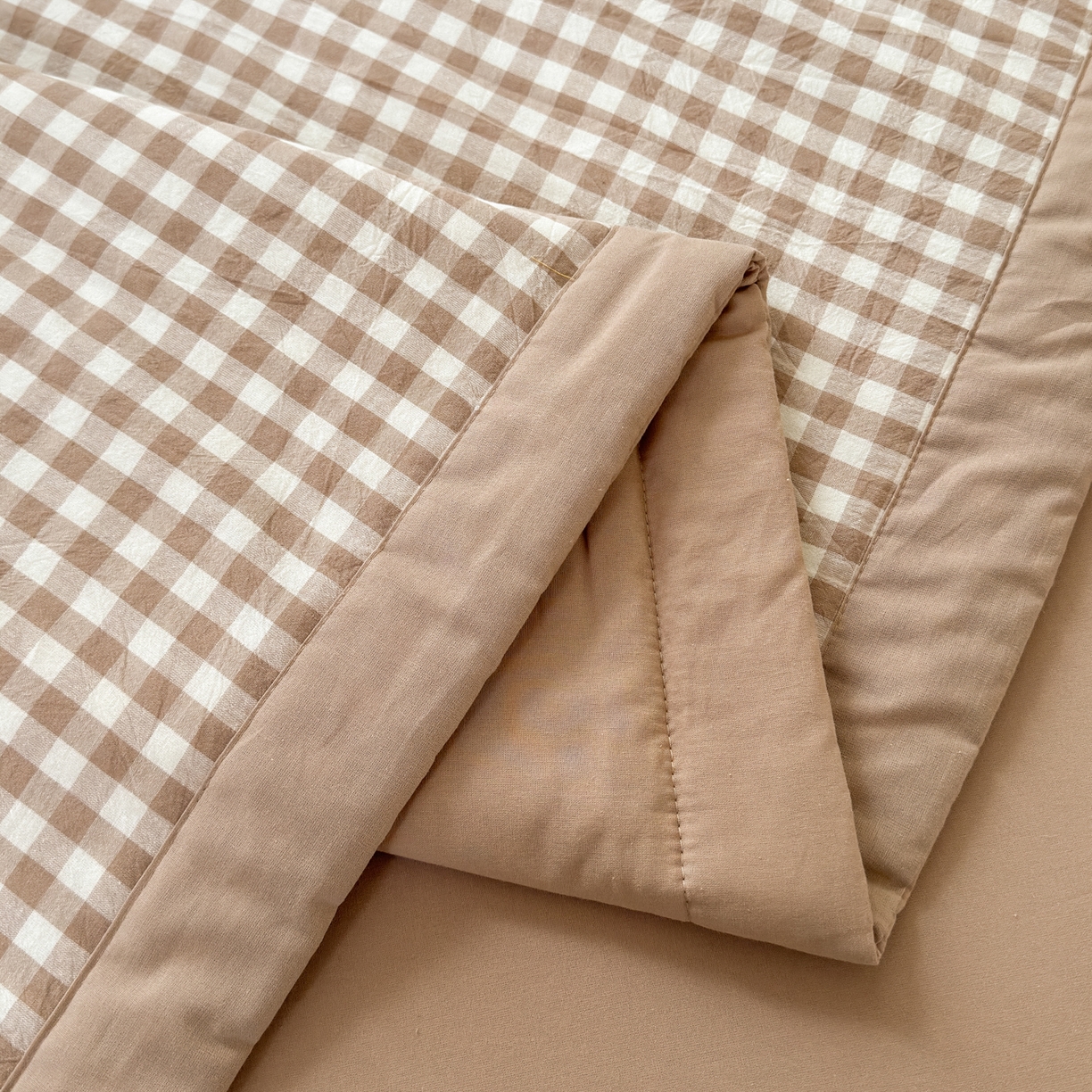 91家纺网 家纺一手货源 找家纺 雯雨家纺 2026新款A类全棉色织里外全棉夏被 米小格