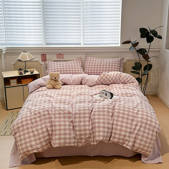 91家纺网 家纺一手货源 找家纺 麦朵家居 2026色织全棉水洗棉四件套暖格系列无印风床笠单被套长绒棉套件 暮光紫