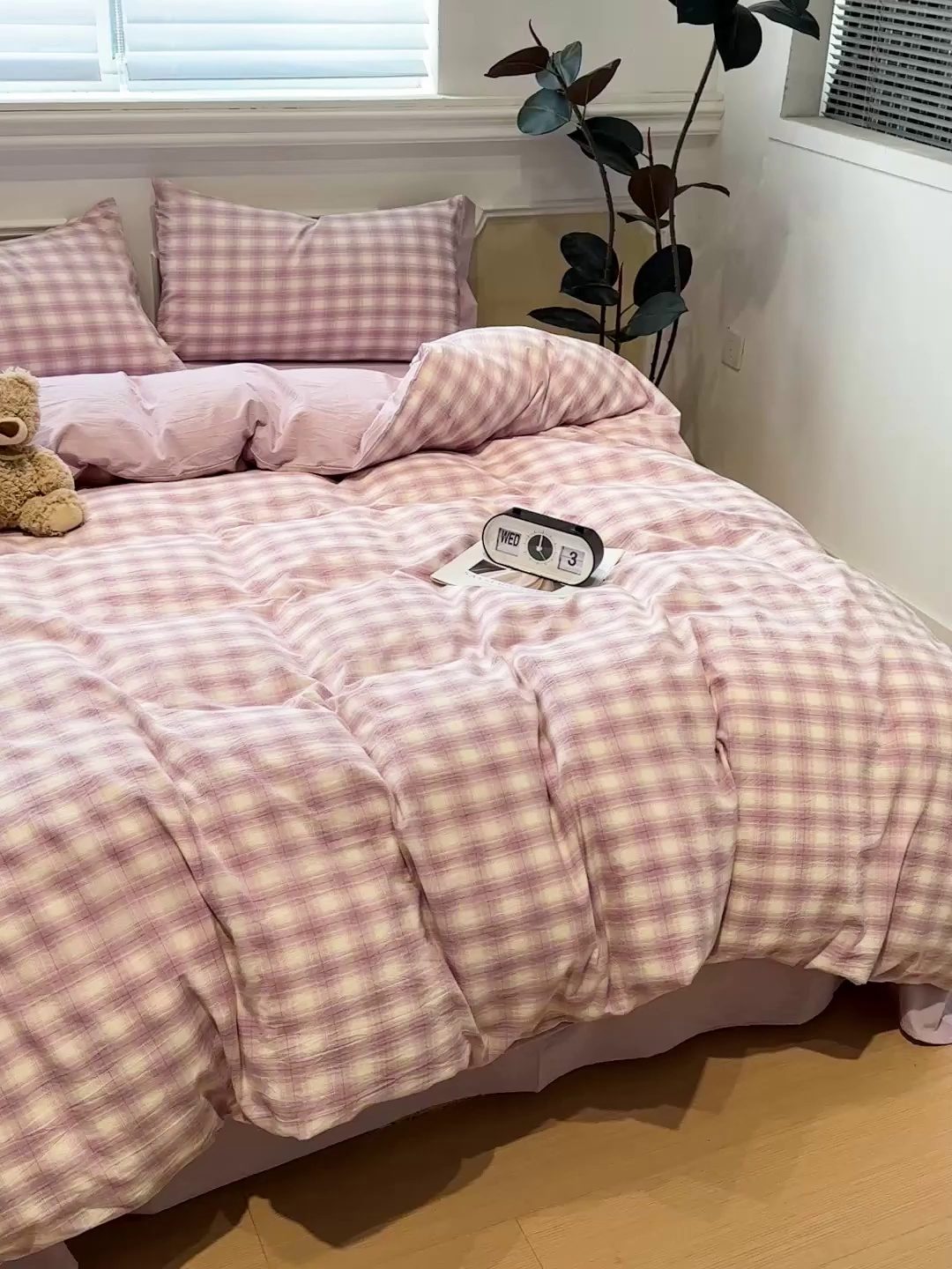 91家纺网 家纺一手货源 找家纺 麦朵家居 2026色织全棉水洗棉四件套暖格系列无印风床笠单被套长绒棉套件 暮光紫