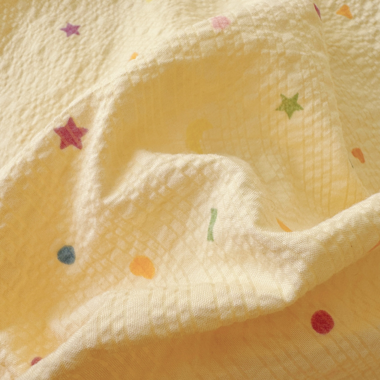 91家纺网 家纺一手货源 找家纺 玉海棠家纺 2026新款高品质A类泡芙纱甜栗贝壳边套件系列-小红书推荐（110g） 甜栗-星月糖粒