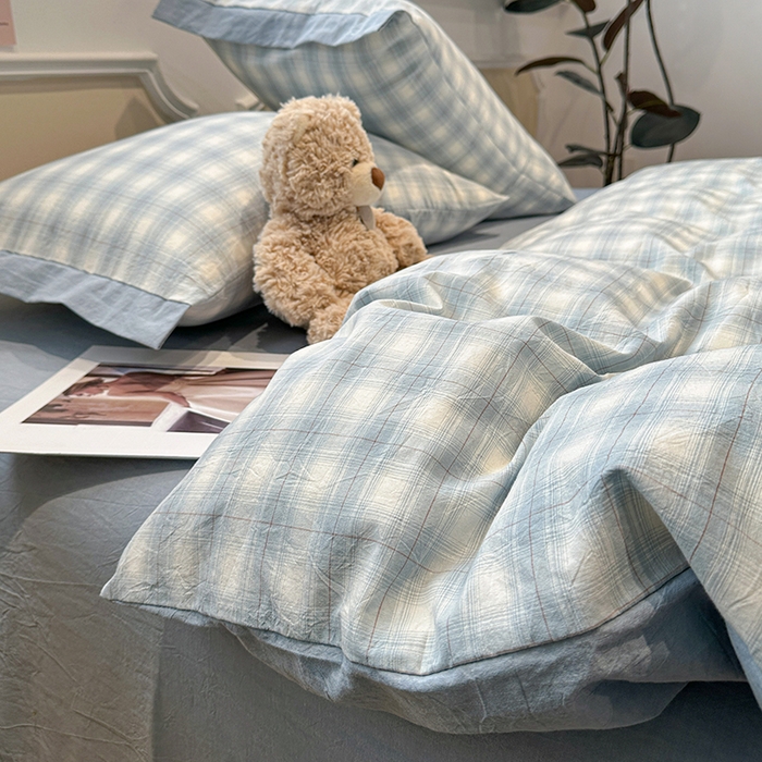 91家纺网 家纺一手货源 找家纺 麦朵家居 2026色织全棉水洗棉四件套暖格系列无印风床笠单被套长绒棉套件 烟雨兰