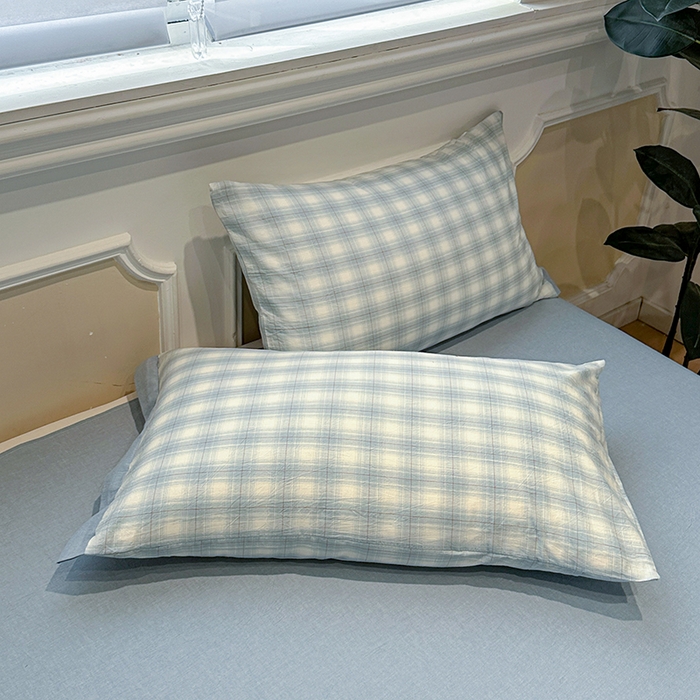 91家纺网 家纺一手货源 找家纺 麦朵家居 2026色织全棉水洗棉四件套暖格系列无印风床笠单被套长绒棉套件 烟雨兰