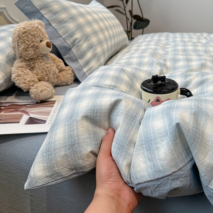 91家纺网 家纺一手货源 找家纺 麦朵家居 2026色织全棉水洗棉四件套暖格系列无印风床笠单被套长绒棉套件 烟雨兰