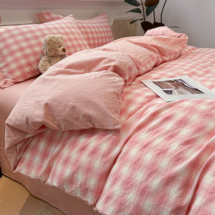 91家纺网 家纺一手货源 找家纺 麦朵家居 2026色织全棉水洗棉四件套暖格系列无印风床笠单被套长绒棉套件 樱花粉