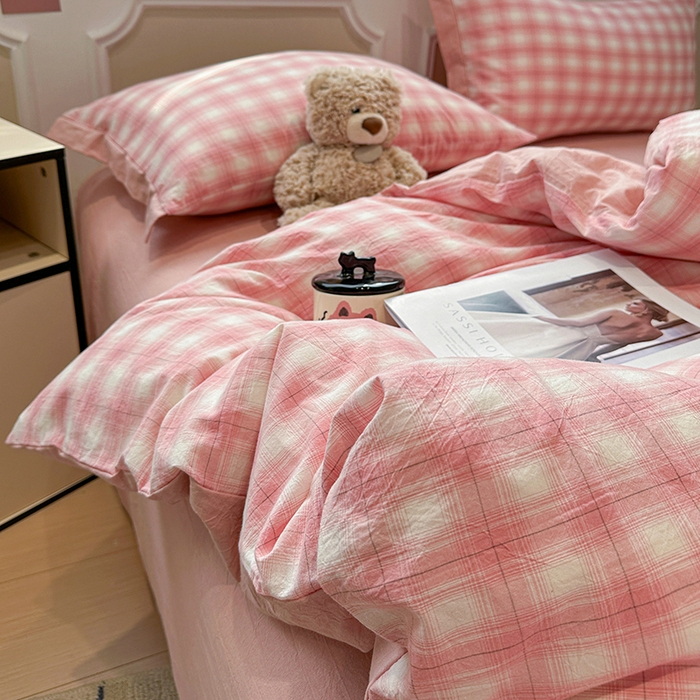 91家纺网 家纺一手货源 找家纺 麦朵家居 2026色织全棉水洗棉四件套暖格系列无印风床笠单被套长绒棉套件 樱花粉