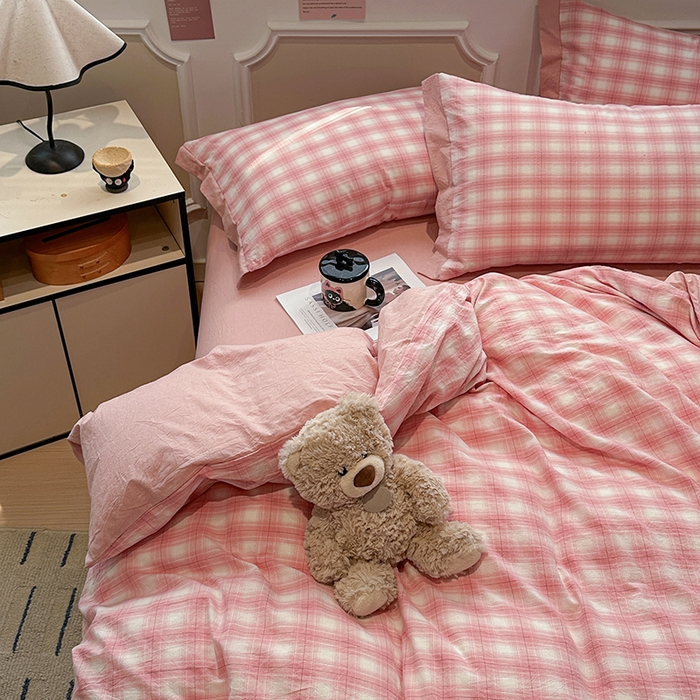 91家纺网 家纺一手货源 找家纺 麦朵家居 2026色织全棉水洗棉四件套暖格系列无印风床笠单被套长绒棉套件 樱花粉