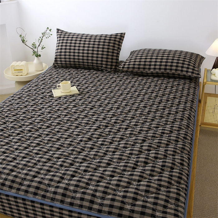 91家纺网 家纺一手货源 找家纺 乐逸家纺 2026新款日式100%全棉色织水洗棉夹棉床笠 日式全棉床笠重楼黑