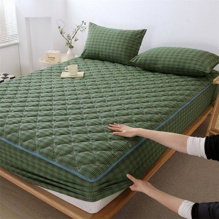 91家纺网 家纺一手货源 找家纺 乐逸家纺 2026新款日式100%全棉色织水洗棉夹棉床笠 日式全棉床笠重楼绿