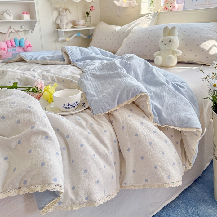 91家纺网 家纺一手货源 找家纺 优承佳生活馆 2026新款云感双层纱抗菌夏被夏凉被空调被 奶蓝波点