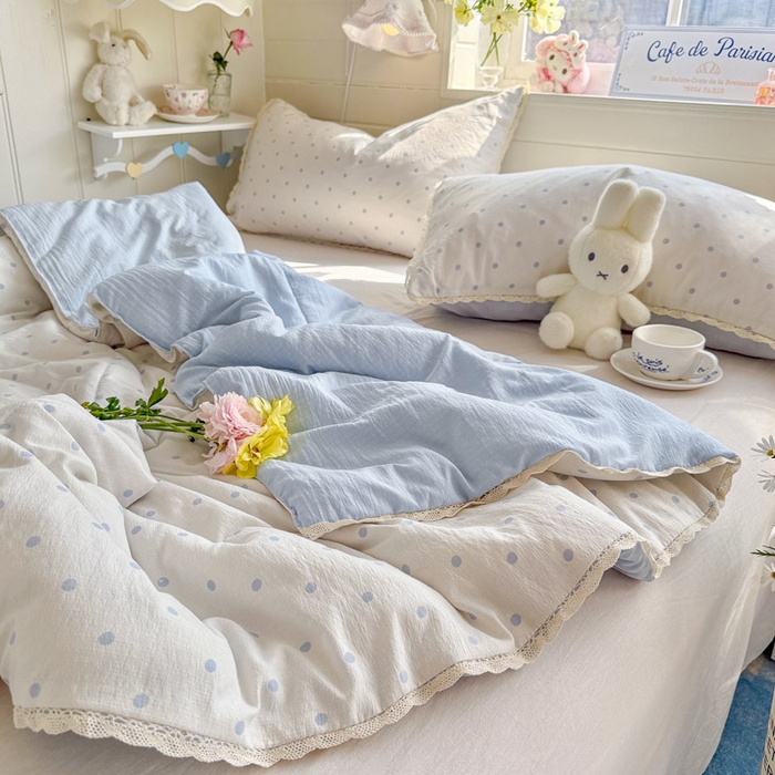 91家纺网 家纺一手货源 找家纺 优承佳生活馆 2026新款云感双层纱抗菌夏被夏凉被空调被 奶蓝波点