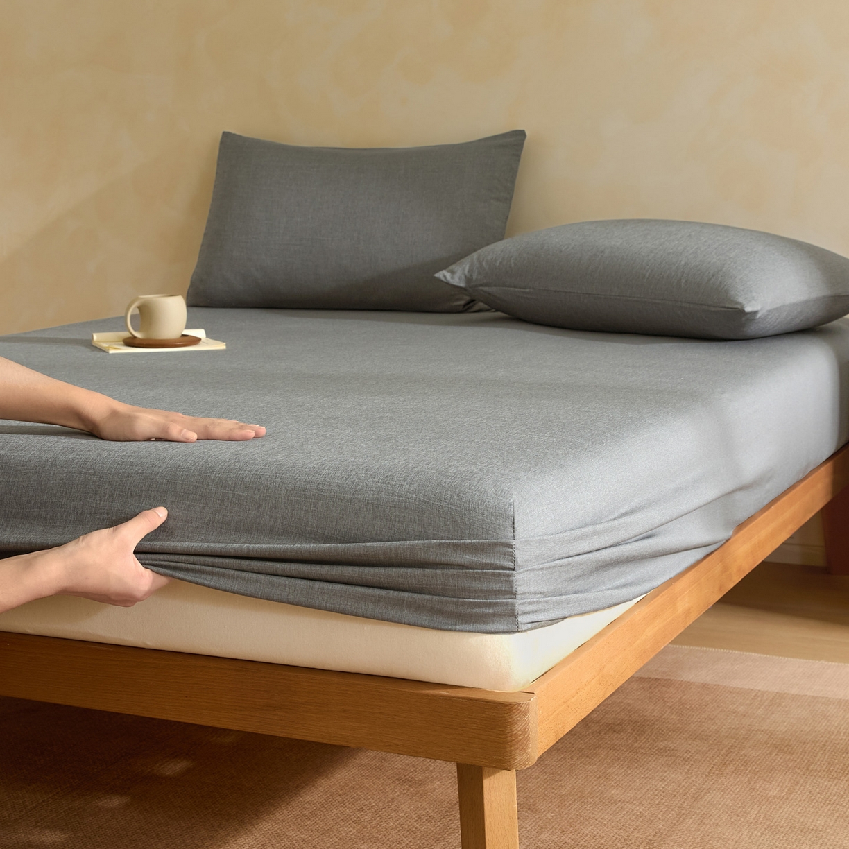 91家纺网 家纺一手货源 找家纺 衿成家纺 2026春夏新款竹纤维床笠凉感纹理感单床笠 床笠单件 竹纤维-浅灰