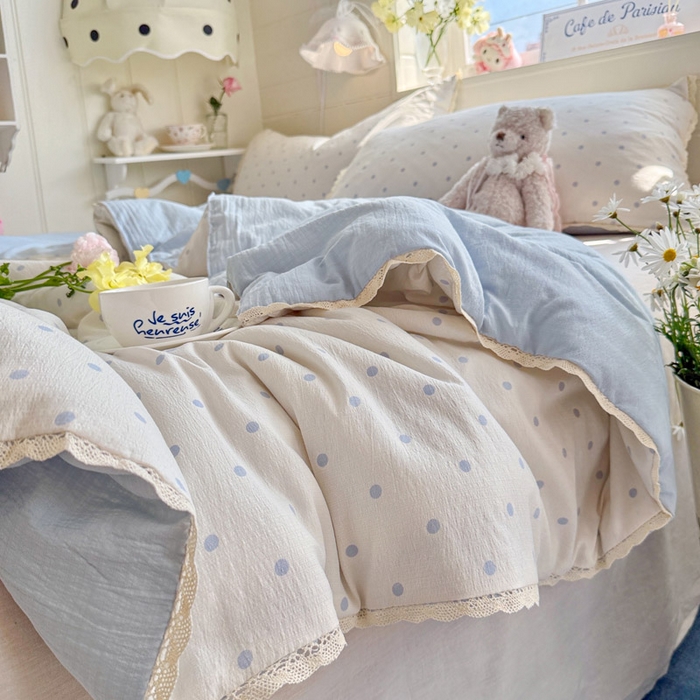 91家纺网 家纺一手货源 找家纺 优承佳生活馆 2026新款云感双层纱抗菌夏被夏凉被空调被 奶蓝波点