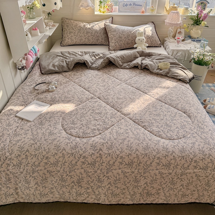 91家纺网 家纺一手货源 找家纺 优承佳生活馆 2026新款云感双层纱抗菌夏被夏凉被空调被 云边星辰