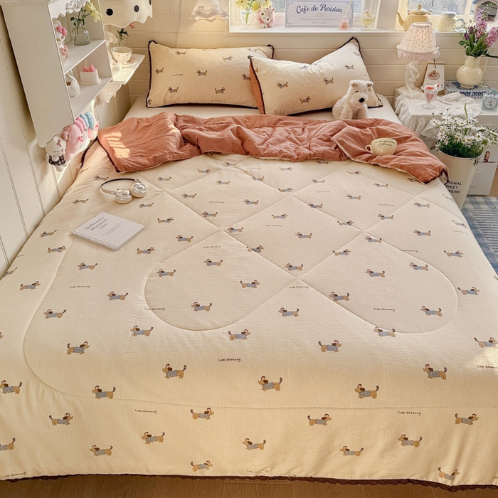 91家纺网 家纺一手货源 找家纺 优承佳生活馆 2026新款云感双层纱抗菌夏被夏凉被空调被 腊肠狗