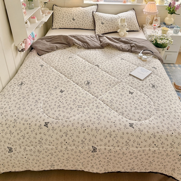 91家纺网 家纺一手货源 找家纺 优承佳生活馆 2026新款云感双层纱抗菌夏被夏凉被空调被 蝶舞翩翩