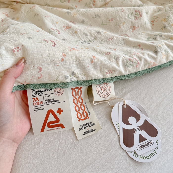 91家纺网 家纺一手货源 找家纺 优承佳生活馆 2026新款云感双层纱抗菌夏被夏凉被空调被 浅草花语