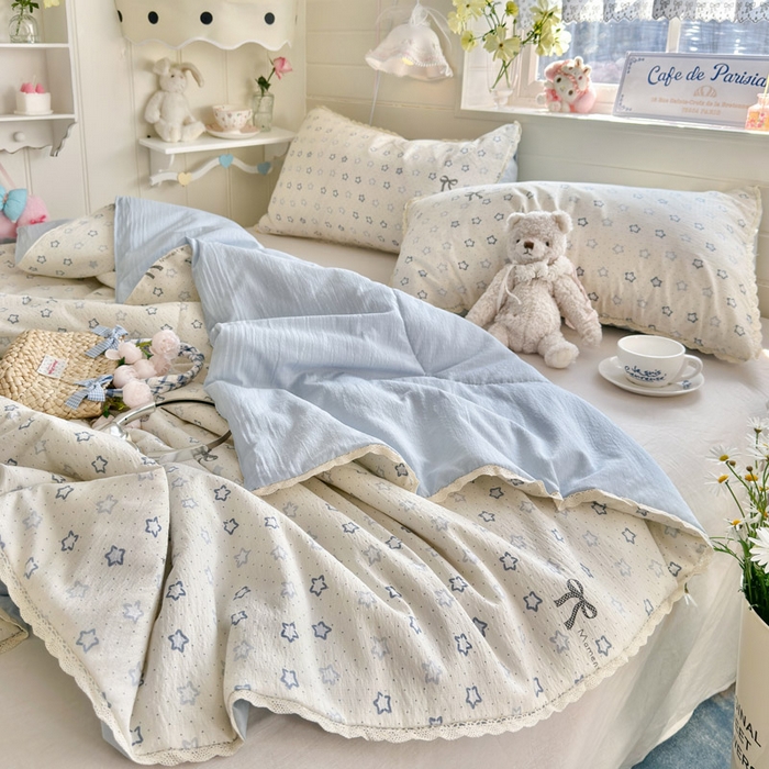 91家纺网 家纺一手货源 找家纺 优承佳生活馆 2026新款云感双层纱抗菌夏被夏凉被空调被 相思蓝韵