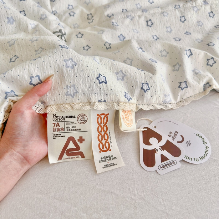 91家纺网 家纺一手货源 找家纺 优承佳生活馆 2026新款云感双层纱抗菌夏被夏凉被空调被 相思蓝韵