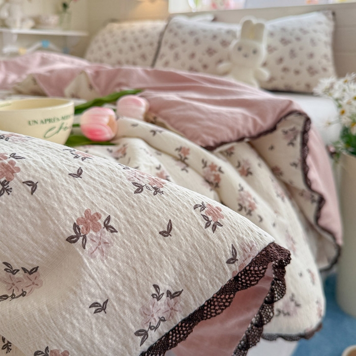 91家纺网 家纺一手货源 找家纺 优承佳生活馆 2026新款云感双层纱抗菌夏被夏凉被空调被 花枝语