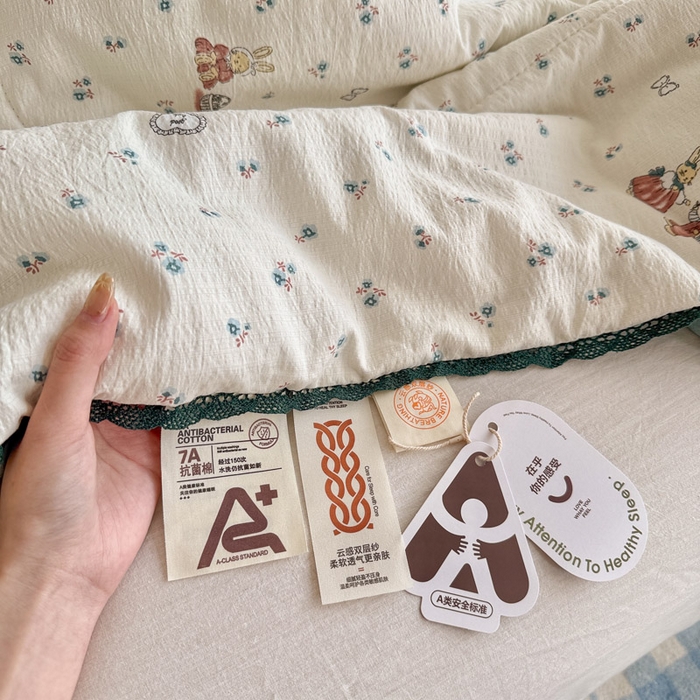 91家纺网 家纺一手货源 找家纺 优承佳生活馆 2026新款云感双层纱抗菌夏被夏凉被空调被 花间小兔