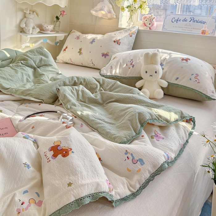 91家纺网 家纺一手货源 找家纺 优承佳生活馆 2026新款云感双层纱抗菌夏被夏凉被空调被 欢乐木马